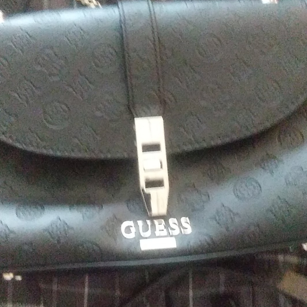 Guess purse